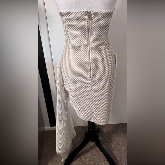 Cream Deep V Mesh with Gold Sparkle Tie Front Draped Mini Dress - NWT - Picture 5 of 6